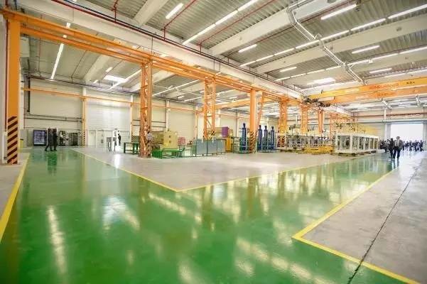 如约而至 比亚迪欧洲首座电动大巴厂正式落成，新能源工业园启航